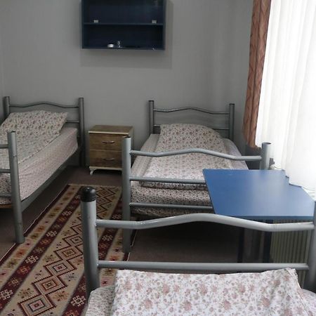 Zafer Hostel Konya Buitenkant foto