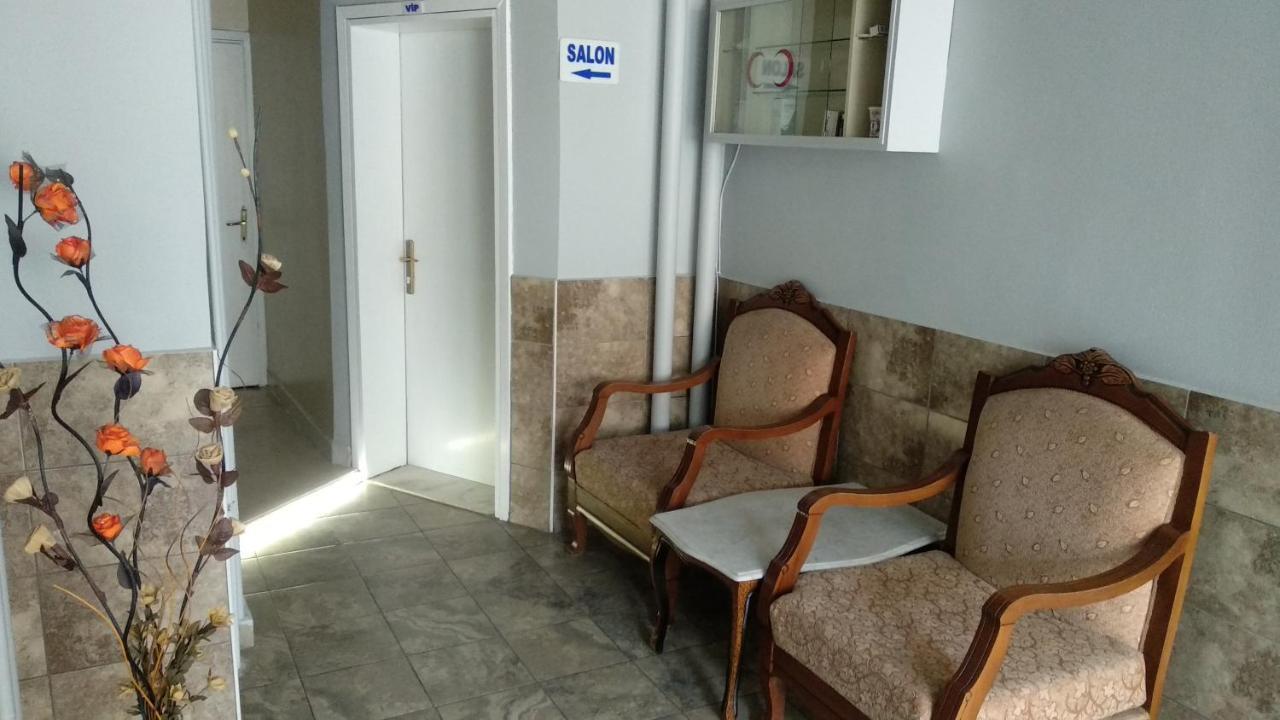 Zafer Hostel Konya Buitenkant foto