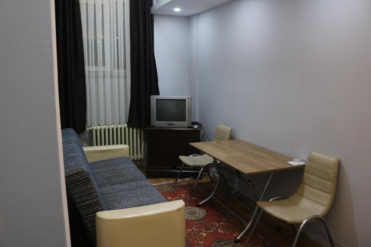 Zafer Hostel Konya Buitenkant foto